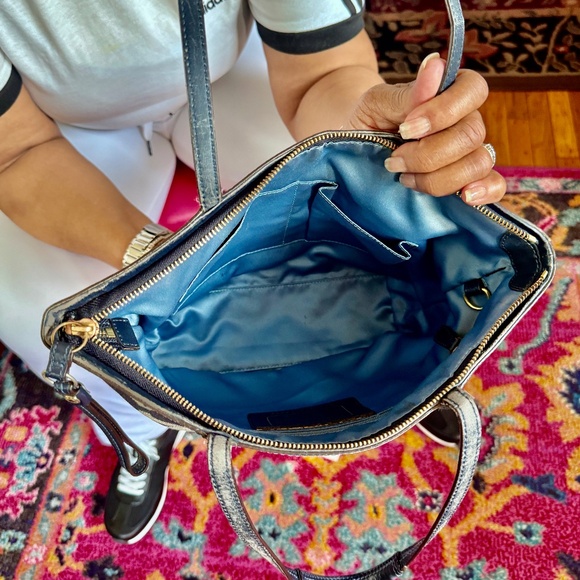 Coach Denim Medium Signature Shoulder Tote Zippered in Navy w/ 2 tags - Picture 8 of 13